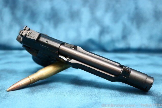 Beretta 92 Combat - 11