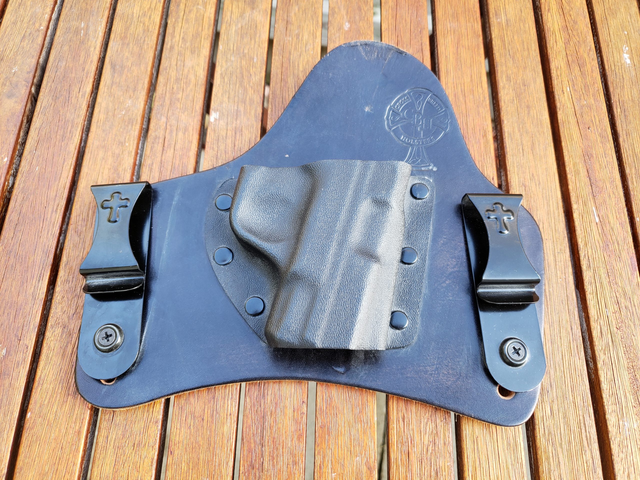 CrossBreed SuperTuck Hybrid Holster