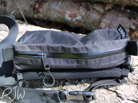 Thrupack Summit Bum DCF Zipper