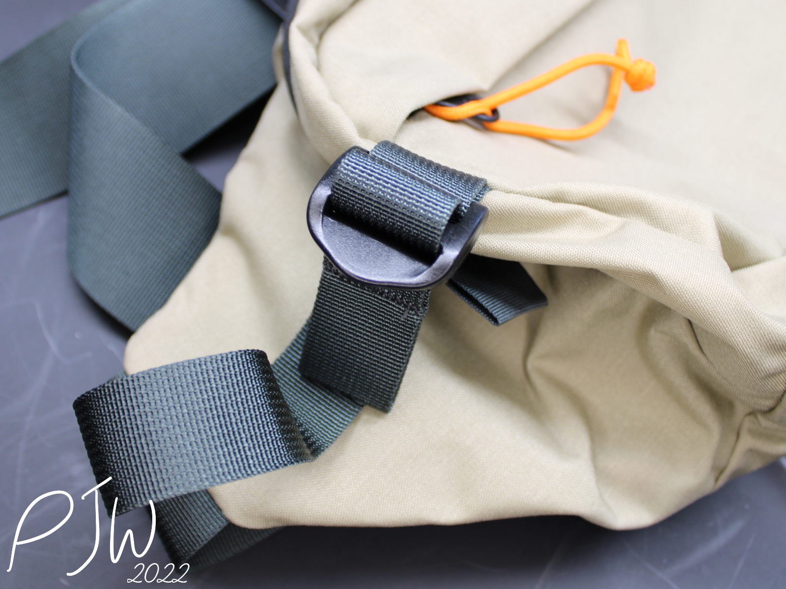 Mystery Ranch Full Moon Compression Straps
