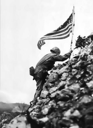 US_Flag_raised_over_Shuri_castle_on_Okinawa