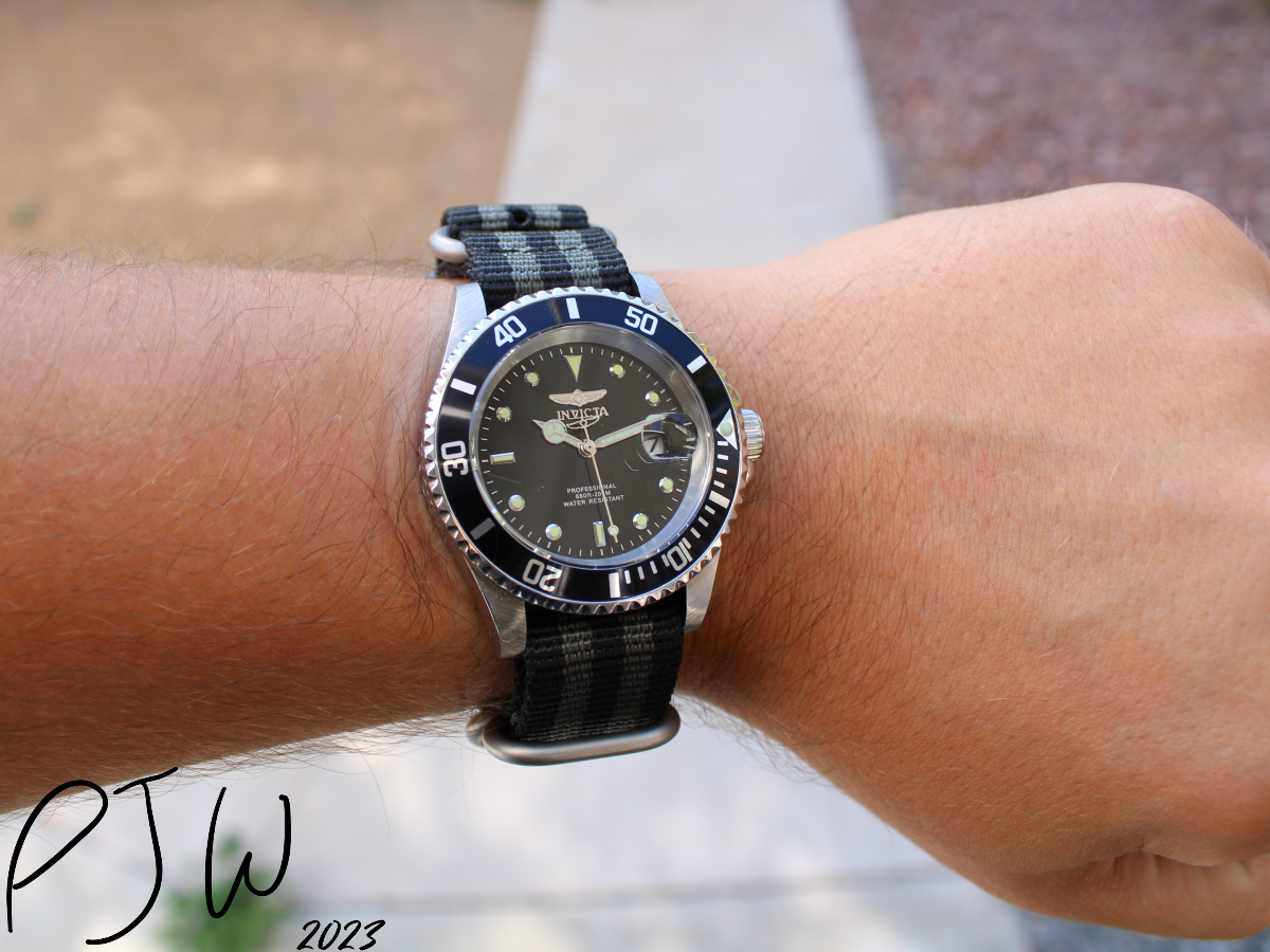 Invicta Pro Diver Wristshot