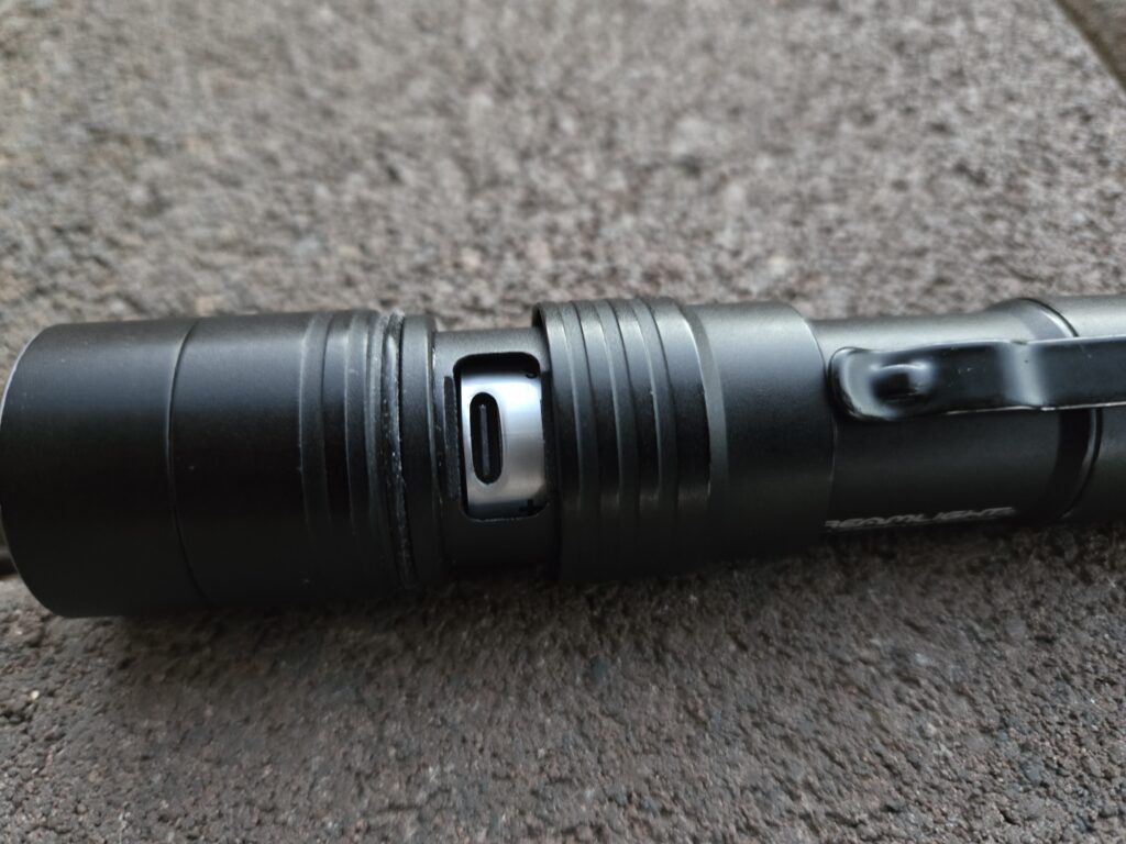 Streamlight MegaStream Flashlight handheld light